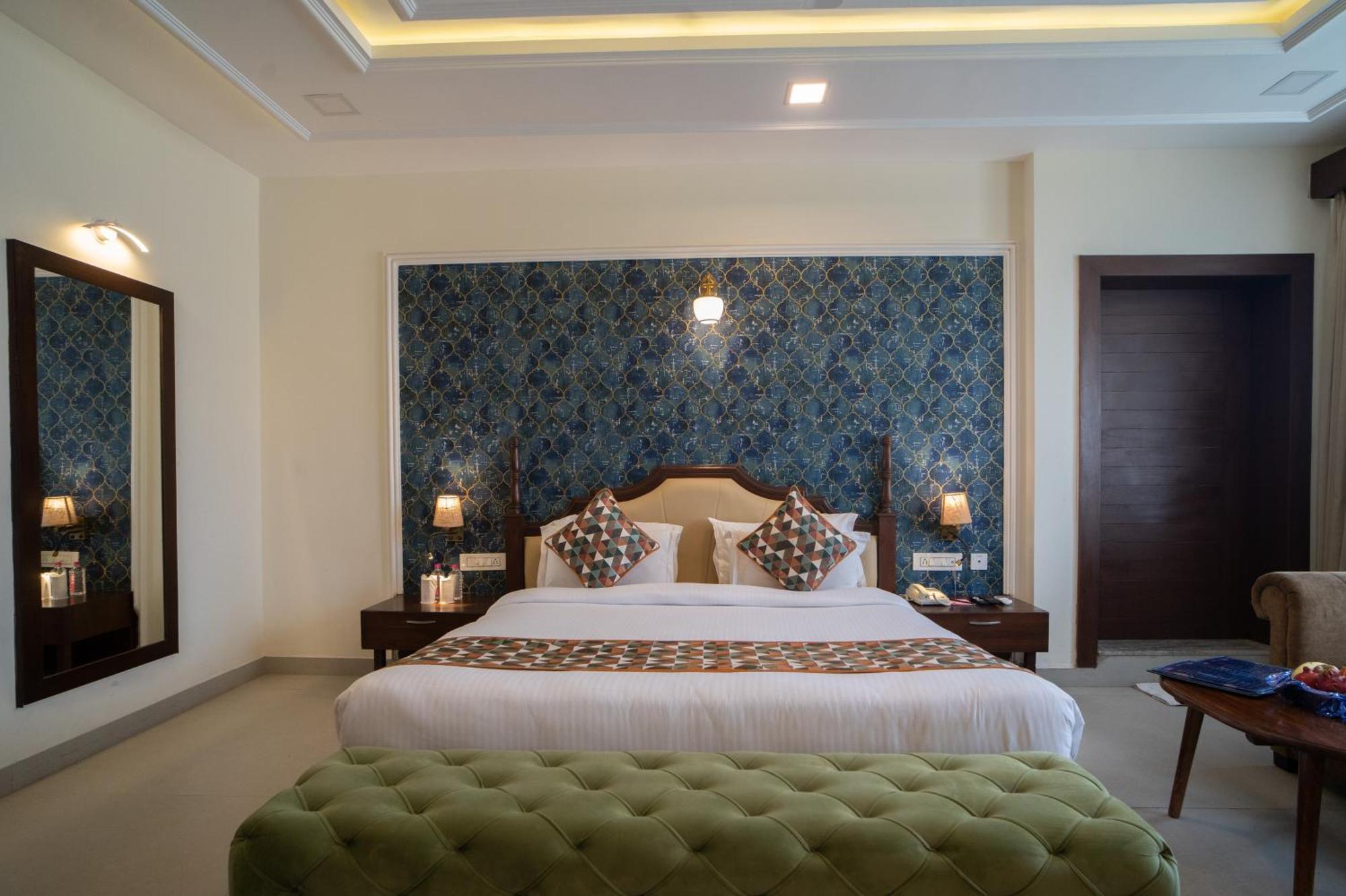 The Courtyard - Beyond Bar & Club Udaipur Exterior foto